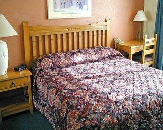 De By Diamond Resort 3*