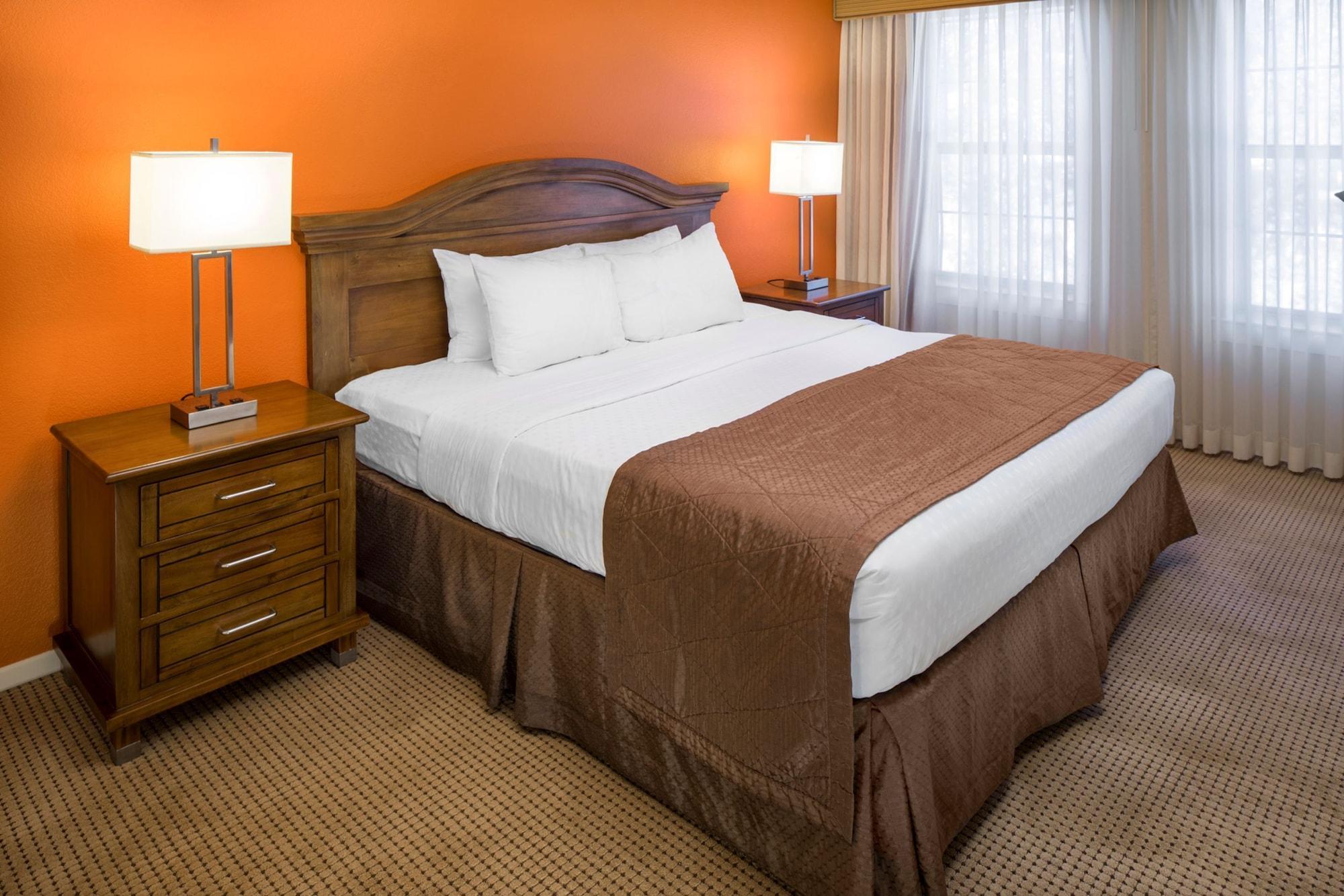 De By Diamond 3* Santa Fe