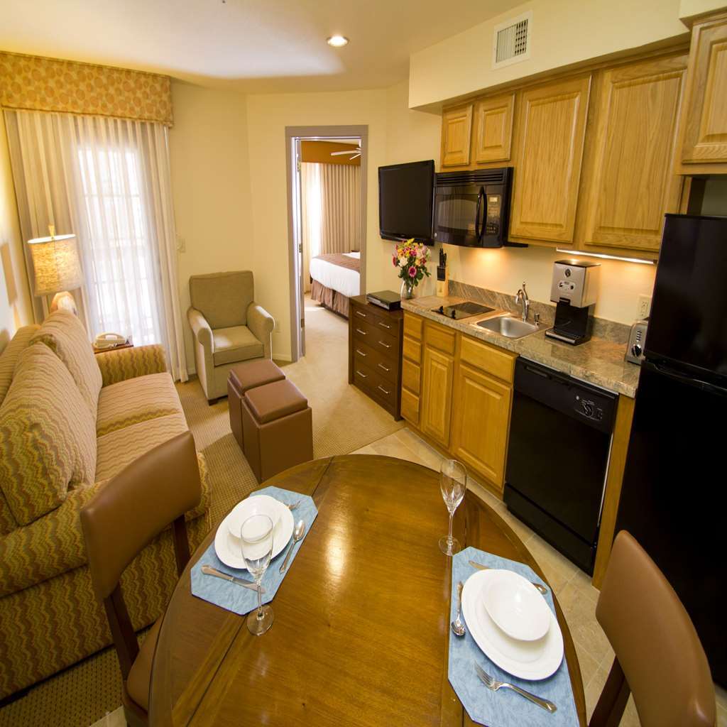 De By Diamond 3*